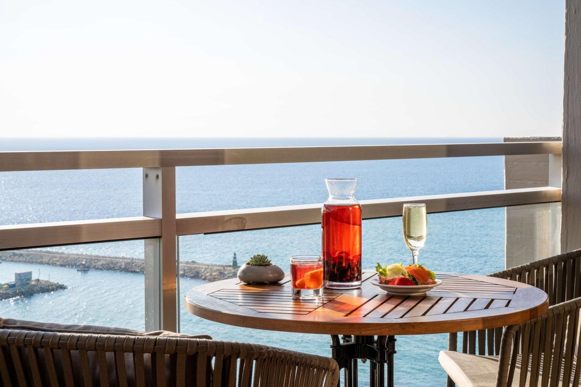 The Vista At Hilton Tel Aviv Hotel Exterior photo